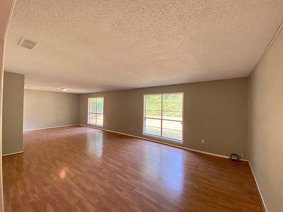 5th image of 410 Cordell Dr