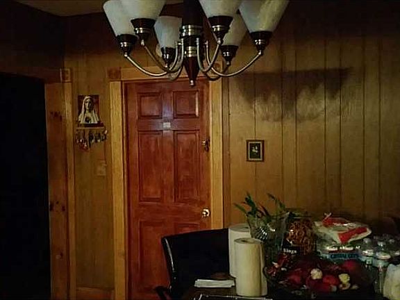 5th image of 229 Northup St