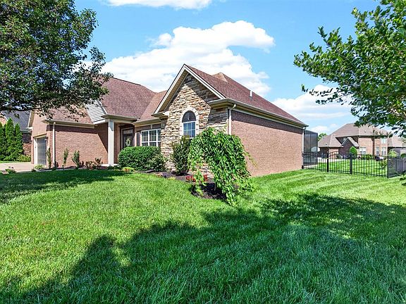 3rd image of 1439 Southern Sky Cir