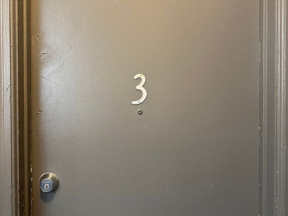 3rd image of 2275 John F Kennedy Blvd