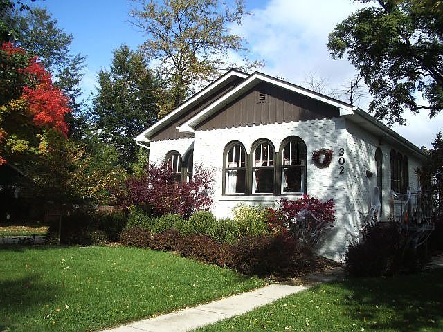 Fall Front of house