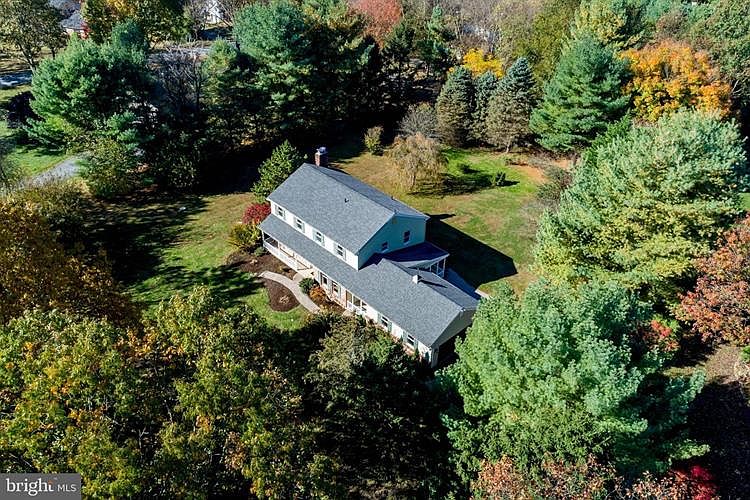 1st image of 804 Great Oak Ln