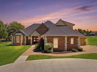 8321 Venezia Ln, Edmond, OK 73034