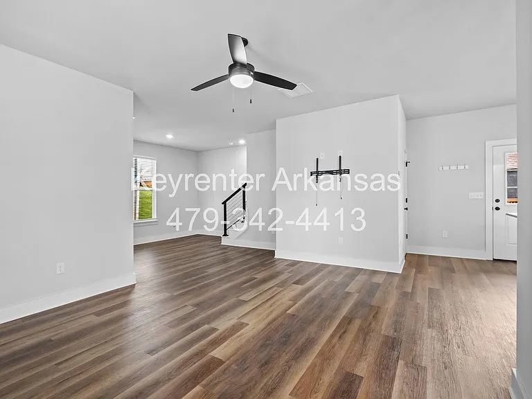936 S Wichita Ave — Photo 9
