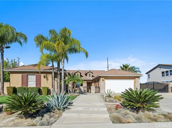 1195 Pamplona Dr, Riverside, CA 92508