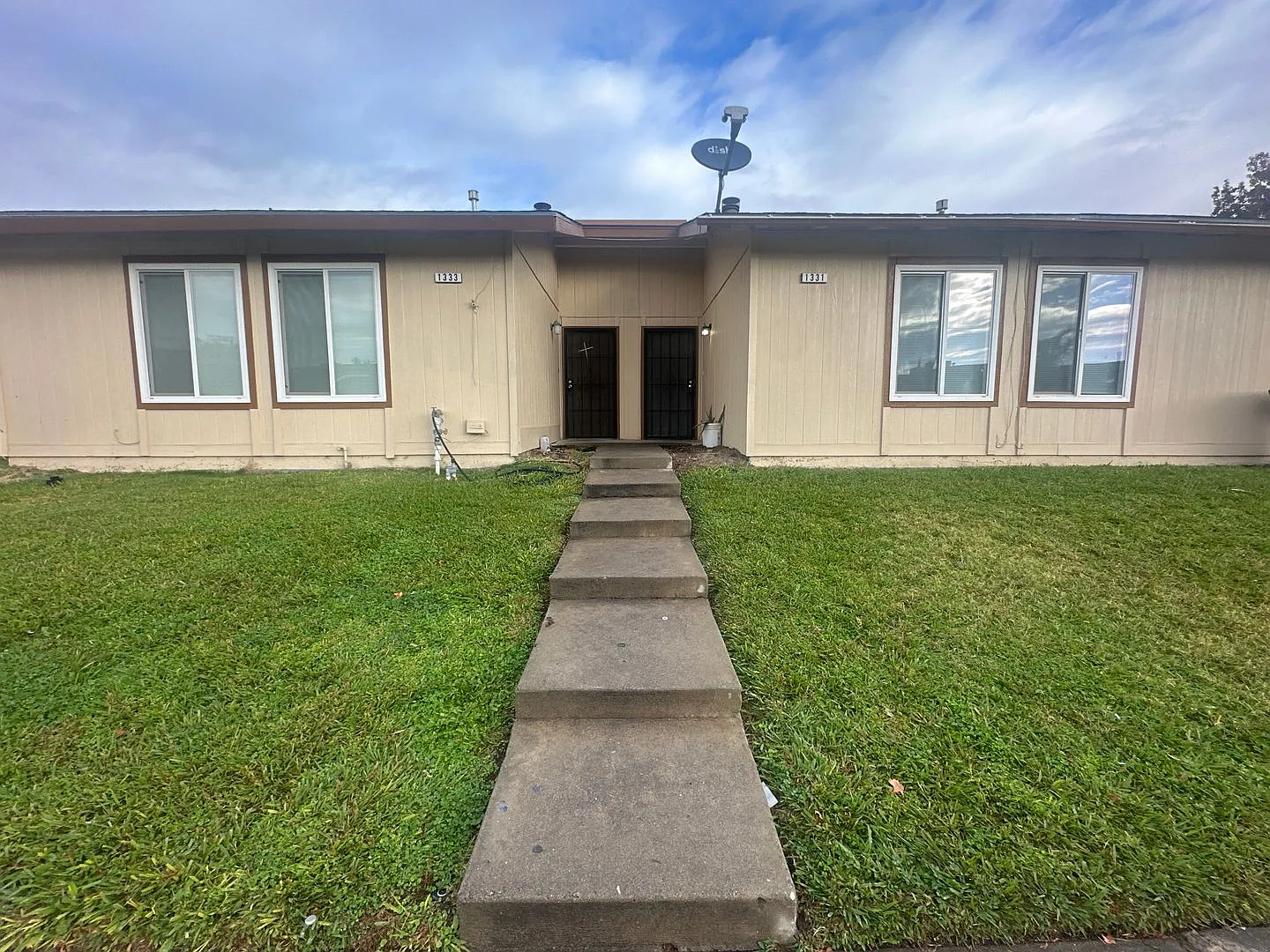 1331 - 1333 Frankfort Court, Merced — Photo 1