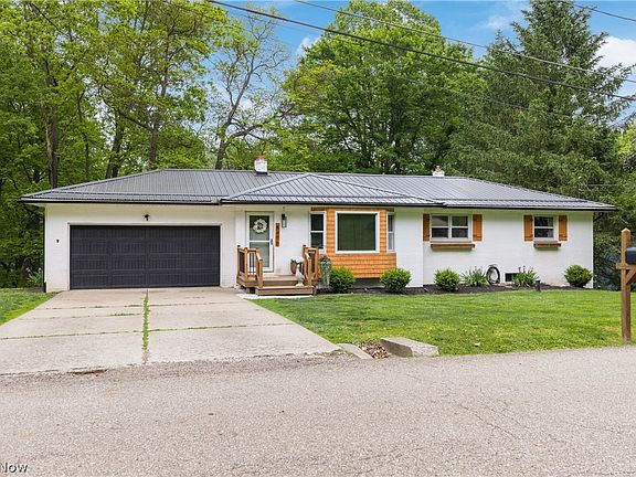 2nd image of 8496 Shadyview Ave NW