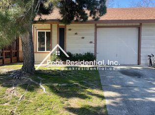5433 E Knoll Dr, Fair Oaks, CA 95628