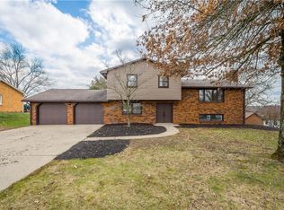 3086 Investors Rd, Washington, PA 15301