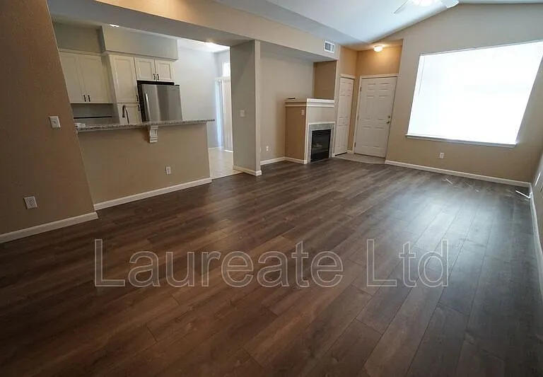 6510 Silver Mesa Dr #E — Photo 3