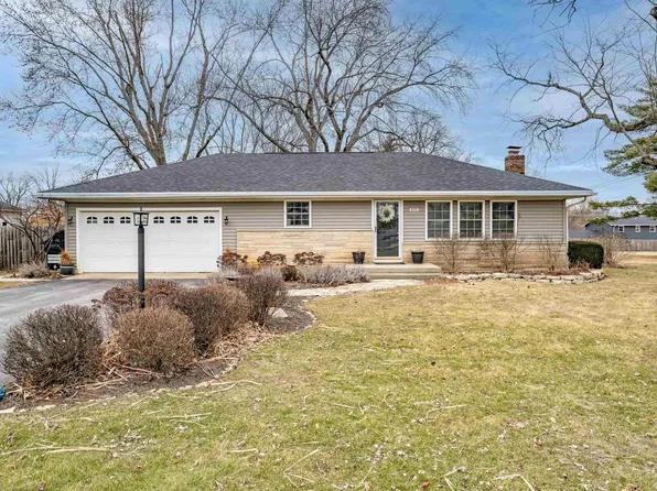 9110 E Orchard Ln, Churubusco, IN 46723