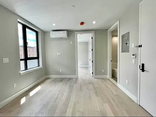 Rented by Ink Realty Services LLC | media 2