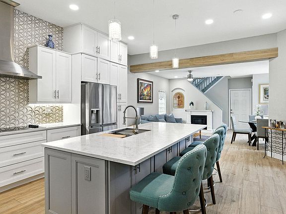 5th image of 12172 NW 46th Street