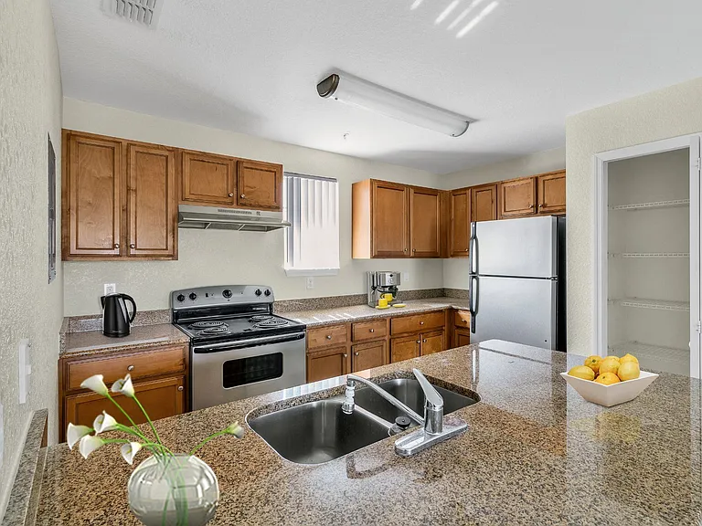Carriage - Kitchen