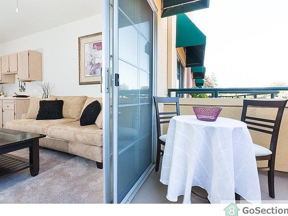 5th image of 2094 Forest Ave #1