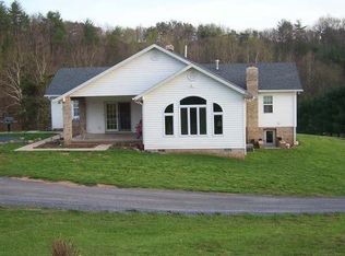 883 Pepper Rd, Mount Jackson, VA 22842