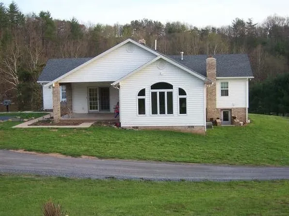 883 Pepper Rd, Mount Jackson, VA 22842