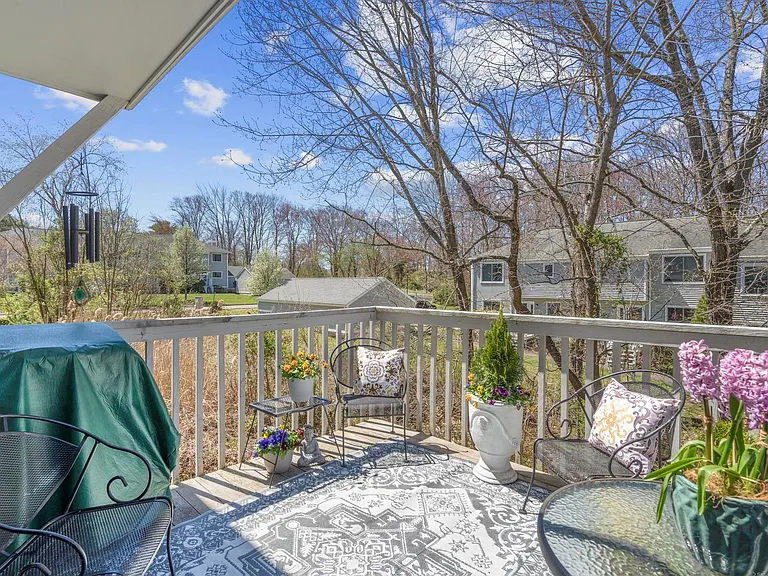 371 Old Rock Rd — Photo 11