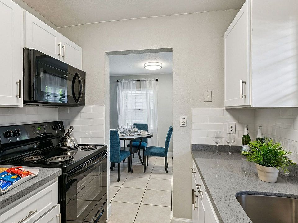 1st image of 7840 NW 3rd St #8-08206
