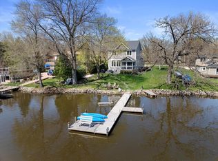 4819 Riverside Rd, Waterford, WI 53185