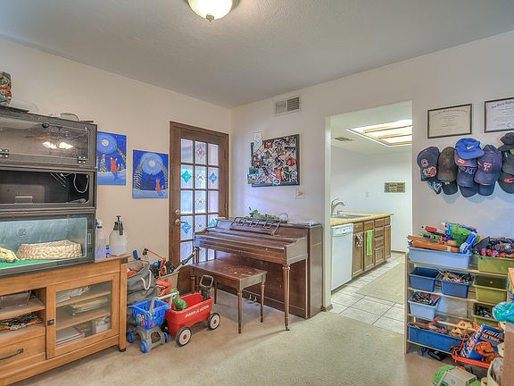 5th image of 6244 Canario Ct NW