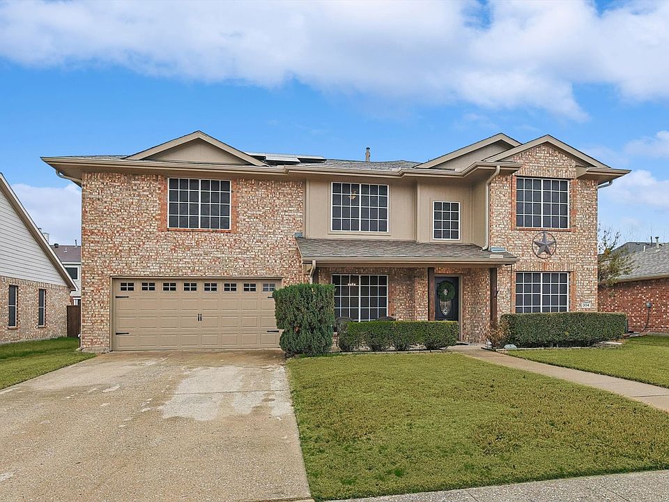 1st image of 304 Autumn Breeze Dr