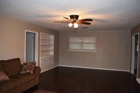3rd image of 2022 S China St