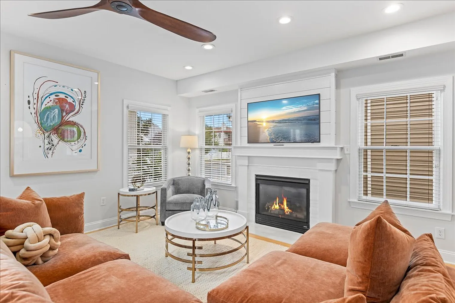 5 bed, 3.0 bath, 3498 sqft, $16,227 — Photo 4