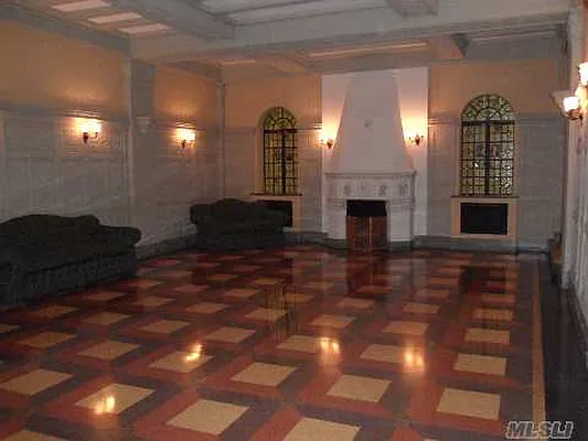 Sold by Douglas Elliman | media 15