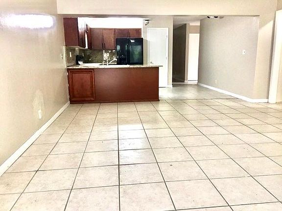 5th image of 8660 NW 32nd St APT E