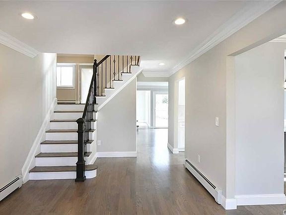 5th image of 20 Alma Ln