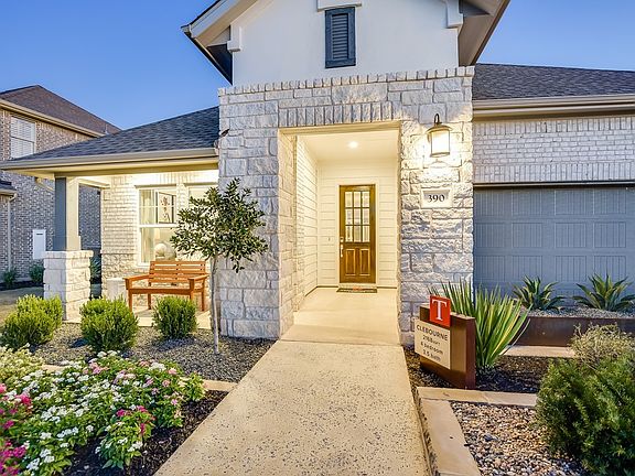 The Grove at 6 Creeks Clebourne, Elevation C Entry