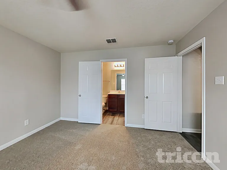 6803 Luckey Tree — Photo 6