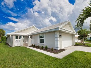782 Harrington Lake Dr N, Venice, FL 34293