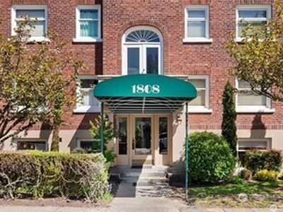 1808 Bigelow Avenue N #302A, Seattle, WA, 98109