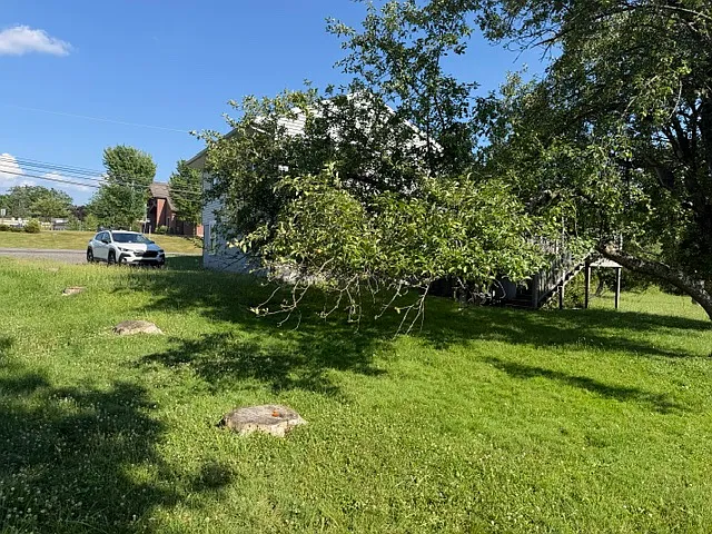 421 S Mountain Blvd — Photo 4
