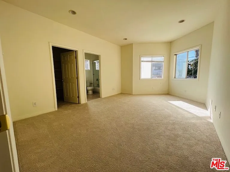 520 Columbia Ave — Photo 7