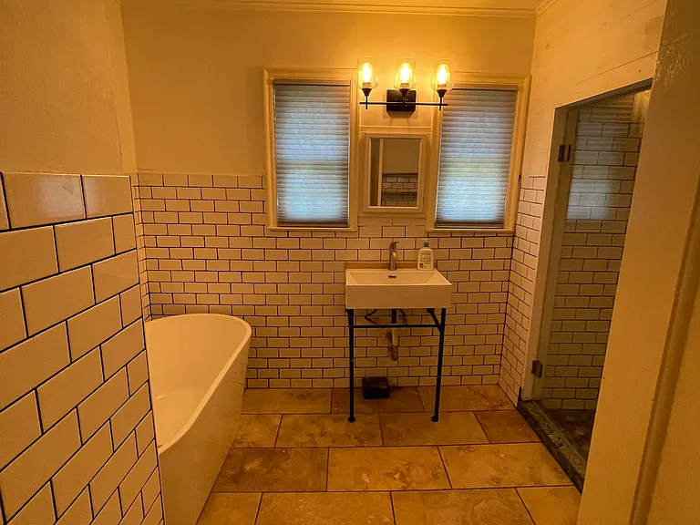 3008 S Cincinnati Ave — Photo 12