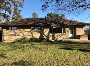 W249N7844 Hillside Rd, Lisbon, WI 53089