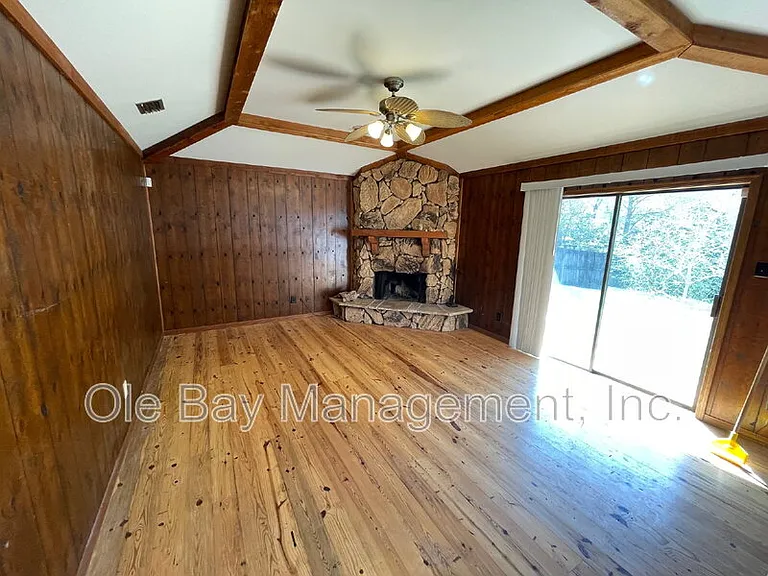 4127 Springdale Rd — Photo 6