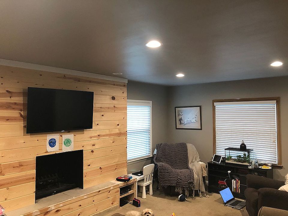 1st image of 1011 Rosary Ln