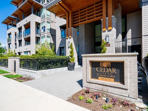 7588 16th St #320, Burnaby, BC V3N 0H8