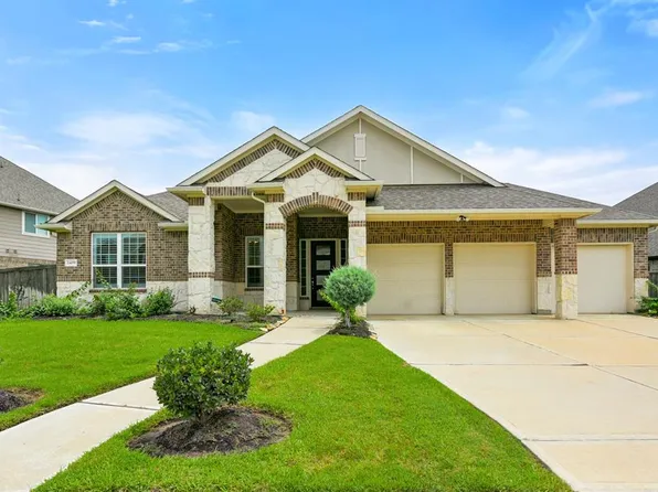 2409 Songlark Springs Place, Pearland, TX 77089