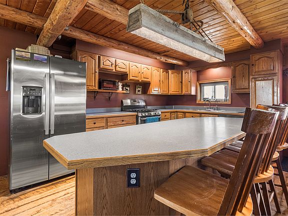 4th image of 1981 10th Ln NW