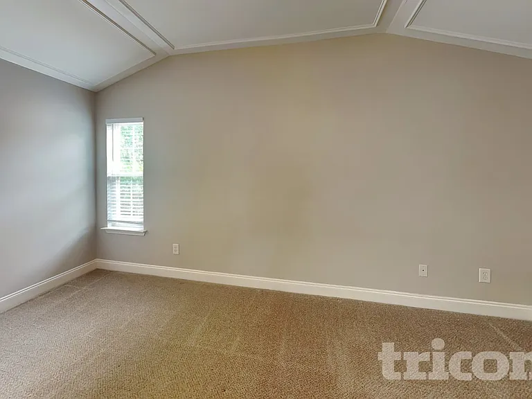 204 Cole Ct — Photo 7