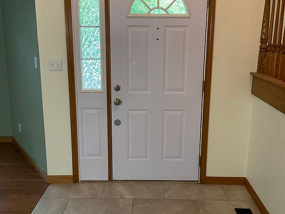 3rd image of 129 Huntleigh Dr