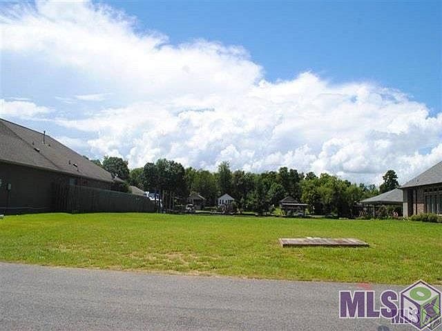 2nd image of 21027 Waterfront East Dr Lot 14