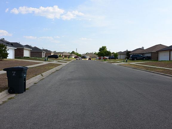 5th image of 3807 Kevin Shaw Dr