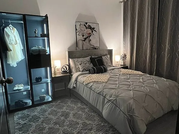 42-10 147th St #4A, Flushing, NY 11355