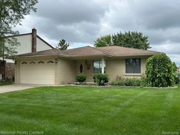 38223 Sleigh Dr, Sterling Heights, MI 48310